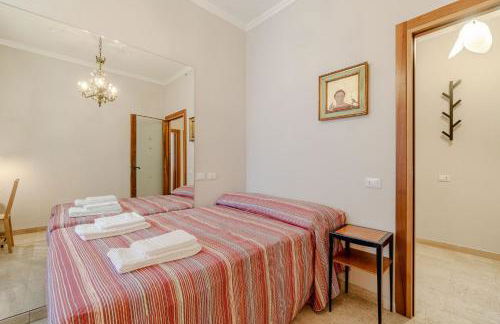 GuestHost - Lovely Apartment X5 with Terrace - Photo 4