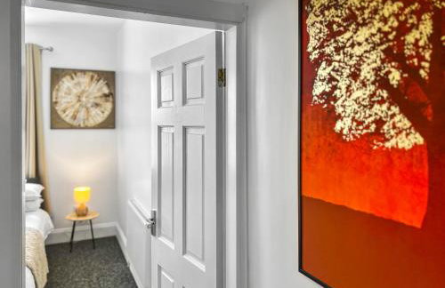 Stylish House Near Hospital with Free Parking - Foto 26