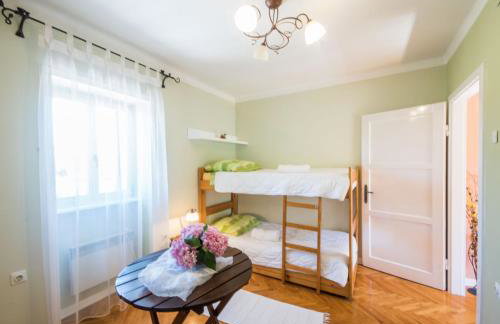 Villa Giovanna, a charming Villa with pool in a beautiful landscaped garden - Foto 22