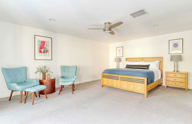 Lloyd by Avantstay Palm Spring Paradise w/ Pool, Large Yard & Table Tennis! Permit#3779 - Foto 2