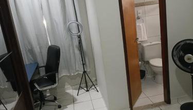 Casa Inteira Perto de tudo com 3Quartos 1Suíte Wifi Rápida e Garagem Privativa - Foto 5