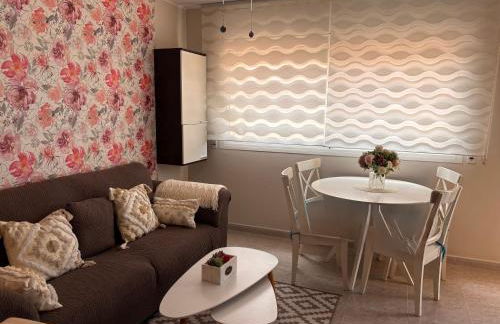 Muy cerca de la playa Gran piscina wifi gratis Port Aventura - Foto 1