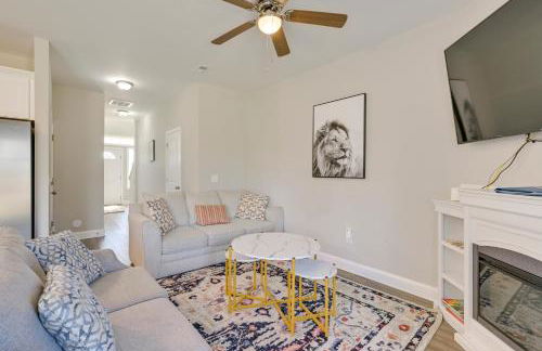 Stay and Play Spacious Concord Townhome Near Uptown - Foto 6