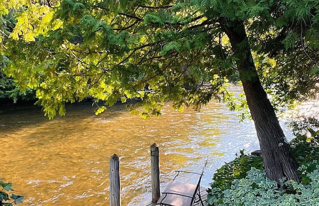 Boardman Monarch Upscale River Lodge HOT Tub! - Foto 55