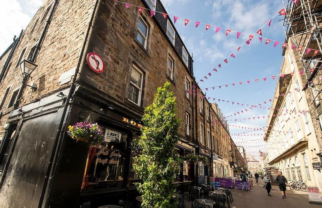 JOIVY Great Location - Lovely Rose St Apt in City Centre - Photo 20