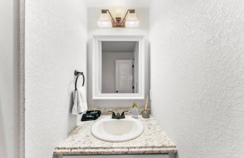 5BD Japanese-Themed w/ Hot Tub, Movie Room & Games - Foto 75