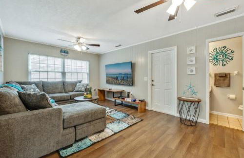 Exquisite Retreat with Heated Pool for 14 Guests, Pool Table Paradise! - Foto 7