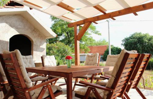 FJAKA - Kuća za odmor - NP Krka - Photo 1