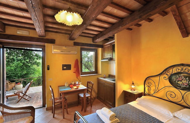 Holiday Home in Pontano With Garden - Foto 4