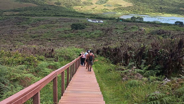 7-Day Tour of Isabela, Santa Cruz, & San Cristóbal Islands - Foto 3