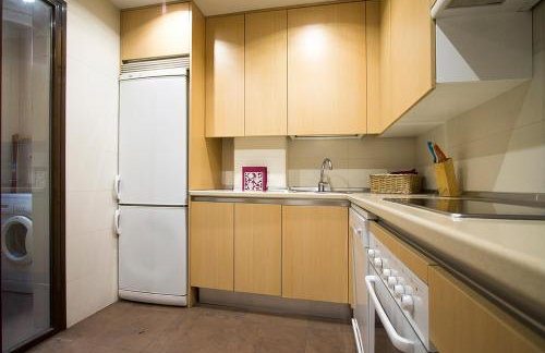 Apartamentos Adelfas - Photo 10