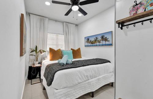 SOBE Monarch 1 - 2 BEDROOM 2 BATHROOM - MODERN APTS -WALK TO OCEAN DRIVE -2 INDEPENDENT 1 BEDROOM 1 BATHROOM APTS - Foto 7