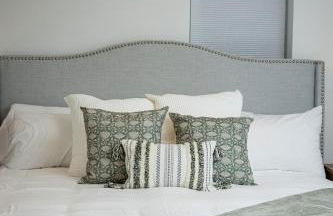 Main Street Retreat Hot Tub Sleeps 8 - Foto 32