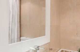 Charming Beachside Townhouse in San Pedro A Lovely Retreat Steps from the Shore - Photo 12