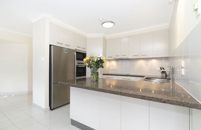 The Astor Apartments - Photo 23