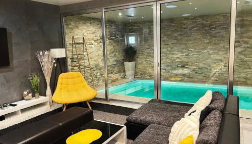 Appartement Standing piscine intérieur privatisée . - Foto 1