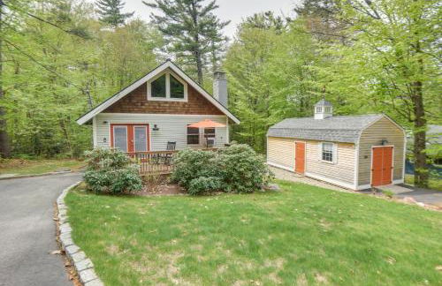 Cozy Tuftonboro Home with Deck - Walk to Beaches! - Foto 27