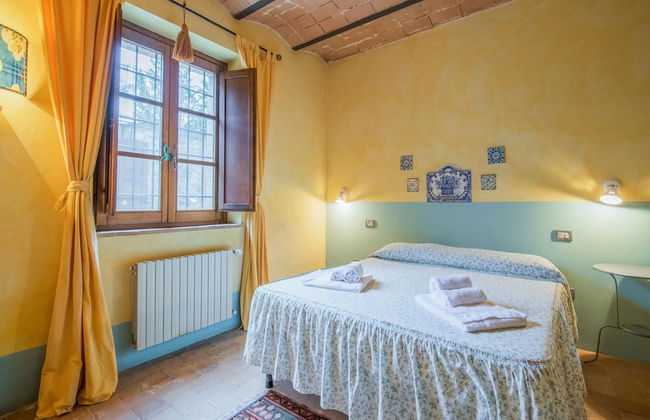 Apartment in Villa With Swimming Pool - Photo 20