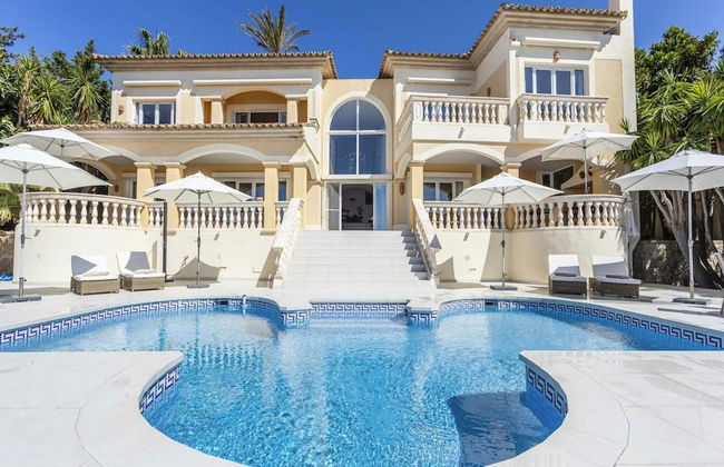 Lavish Villa With Saltwater Pool - Foto 31