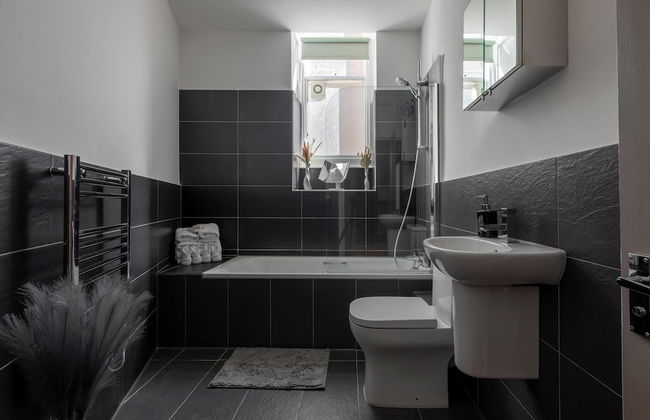 Round House Apartments - Photo 50