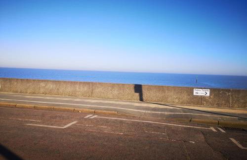 Lovely 2-bed Caravan in Walton on the Naze - Foto 33