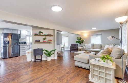 Lakefront Getaway with Porch in Athens Area! - Foto 3