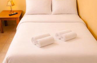 Derveni Seaside Apartments - Deluxe Sea View Penthouse Jacuzzi-BBQ & Groundfloor Garden View Apartment - Foto 46