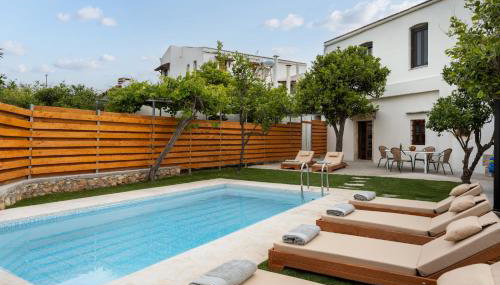 The Olive Mill House - Luxe Villa, Classic Charm - Foto 2