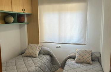 Descanso y jardines con piscinas - Foto 4