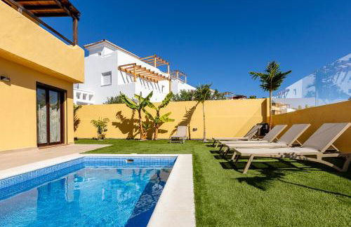 VILLA WITH 4 BEDROOMS AND PRIVATE HEATED POOL - Foto 34