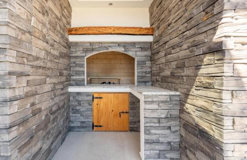 Amazing Home In Debelo Brdo With Sauna - Photo 17