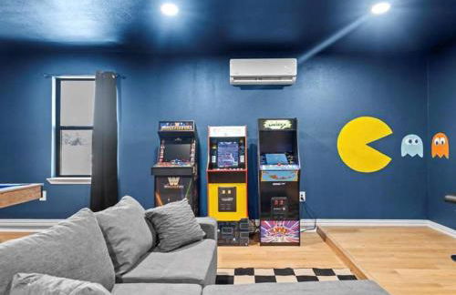 Poolside Paradise Game Room Fire Pit Hot Tub - Foto 32