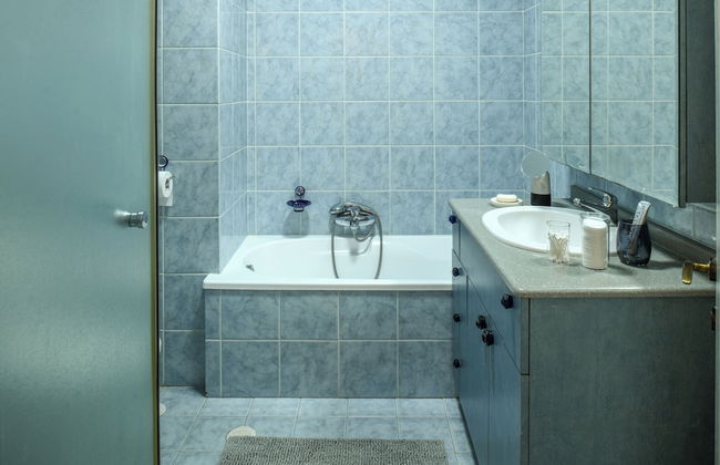 3BR SeaView Apt by the Beach by SeaNRent - Foto 33