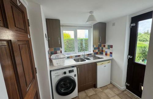 Homely 4 bed in Barnstaple - Foto 13