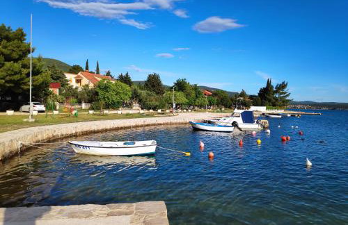 VILLA PUNTA BLAVA - Beachfront Family Villa with Sea View - no pets allowed - Foto 11