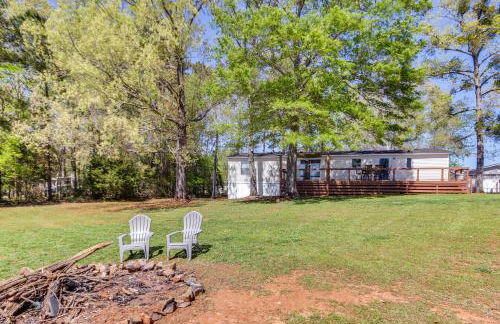 Lakefront Prosperity Home with Private Boat Dock - Foto 27