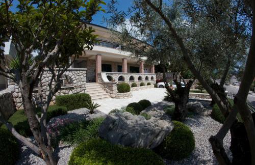 Biuk Apartments - Photo 37