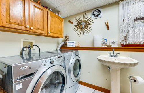 Spacious Yard with Gazebo Charming Windsor Retreat - Foto 26