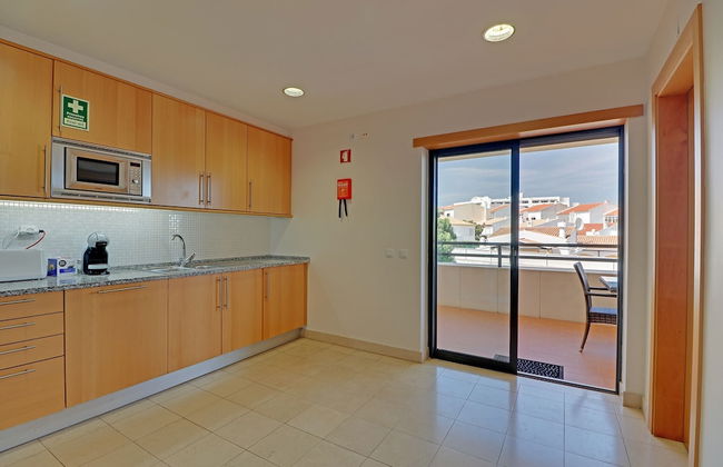 Albufeira Modern 1 With Pool by Homing - Photo 8