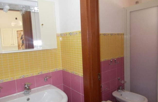 Cozy Retreat Near Baia Verde Beaches - Foto 6