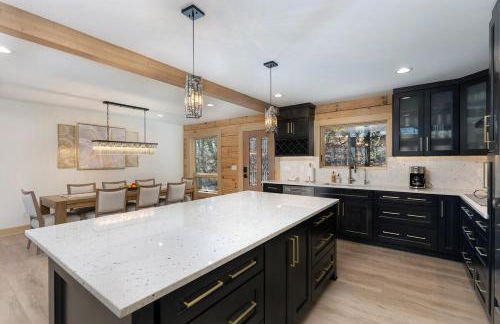 Luxury Log Cabin with lake view - Foto 15