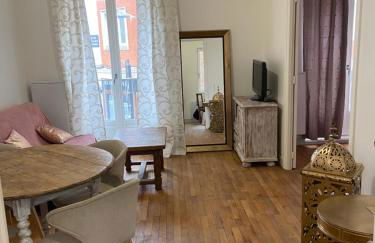 Iago city,appartement spacieux 2 chambres, hyper centre, aéroport et gare à proximité - Foto 25