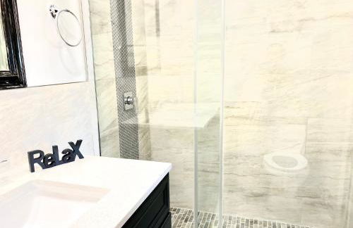 Beautiful Waterfront Home Less Than 7 mins to Beaches - Foto 46