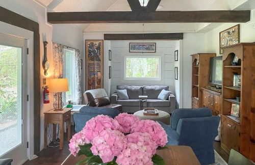 Historic Biloxi Bay Cottage with Beautiful View - Foto 4