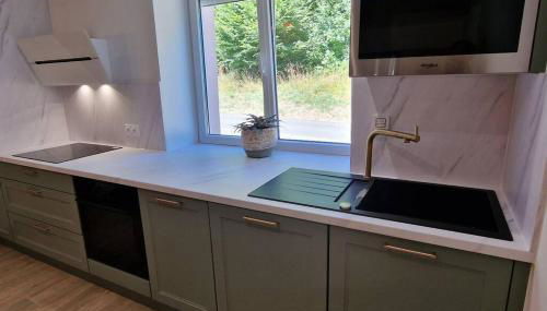 La Dame - Parking Privé GRATUIT Proche GE Alstom & Centre-Ville - Foto 4