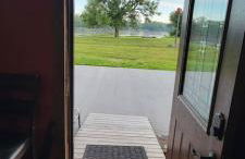 Waterfront 2 Bdrm Cabin with Best Sunset View and Huge Yard - Foto 13