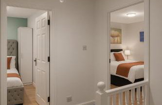 Bright 4BR Pets OK Driveway Sleeps 9 - Foto 14