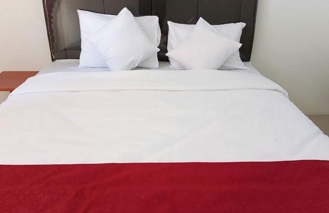 PLUM Dreamscape Bale Hinggil Surabaya - Foto 9