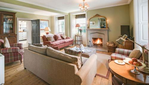 Abbey House - Photo 2