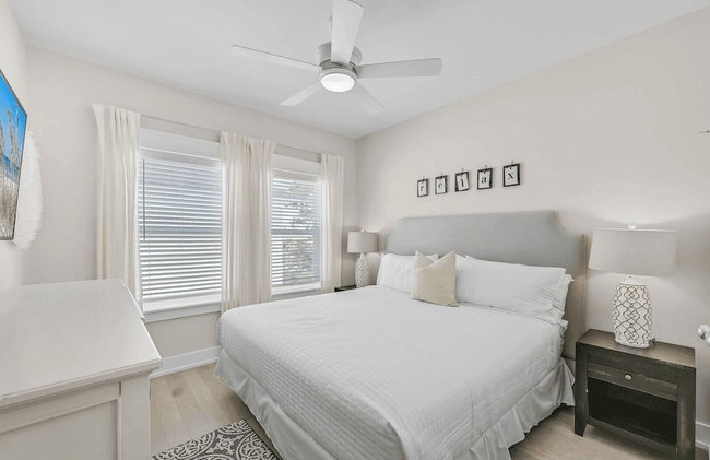 Nacho Beach House by Avantstay Inlet Beach Sleeps 10 + Pool - Photo 23